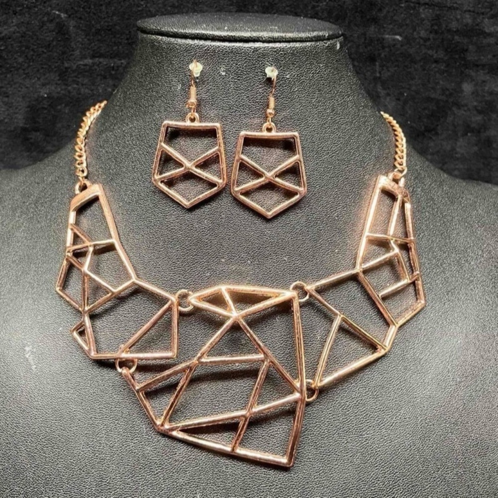 Rose Gold Tone Costume Jewelry‎ Set Matching Necklace & Earrings Abstract Design